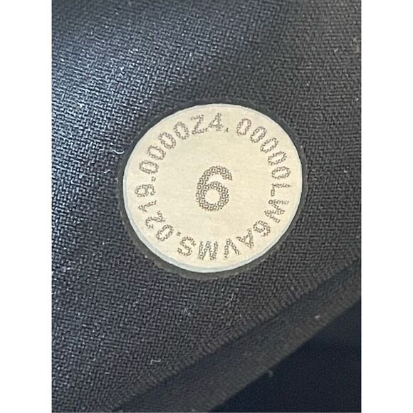 Lululemon On The Fly Crop *Woven - Picture 5 of 5